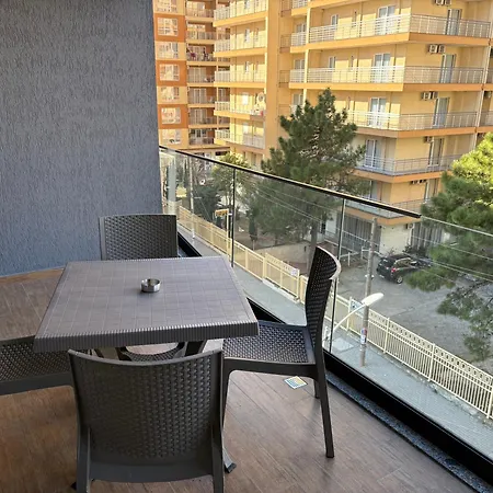 Ξενοδοχείο με διαμερίσματα Megan - Floor 3 3*