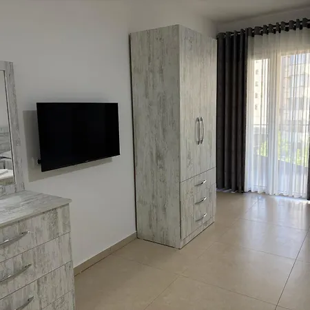 Megan - Floor 3 3* Shëngjin