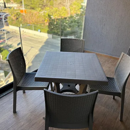 Megan - Floor 3 Apartmanhotel