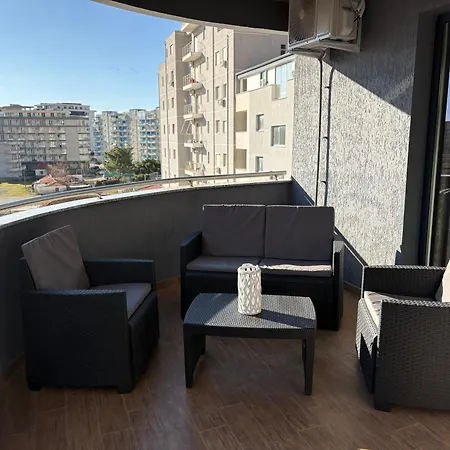 Megan - Floor 3 Aparthotel