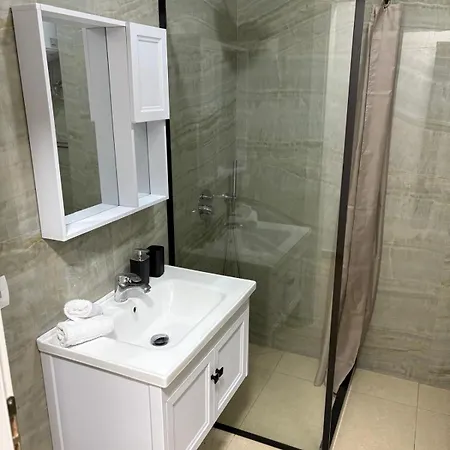 Apartmanhotel Megan - Floor 3 Shëngjin